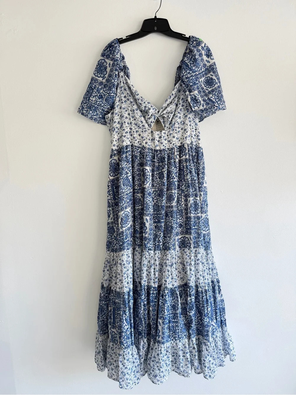 Abercrombie & Fitch White Blue Floral Twist-Front Tiered Maxi Dress 8815